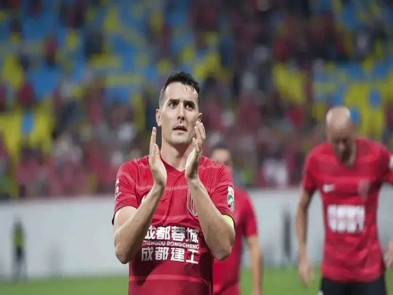 战力如何？媒体人谈新鹏城首发：周定洋、巴蒂班西卡、戴伟浚在列